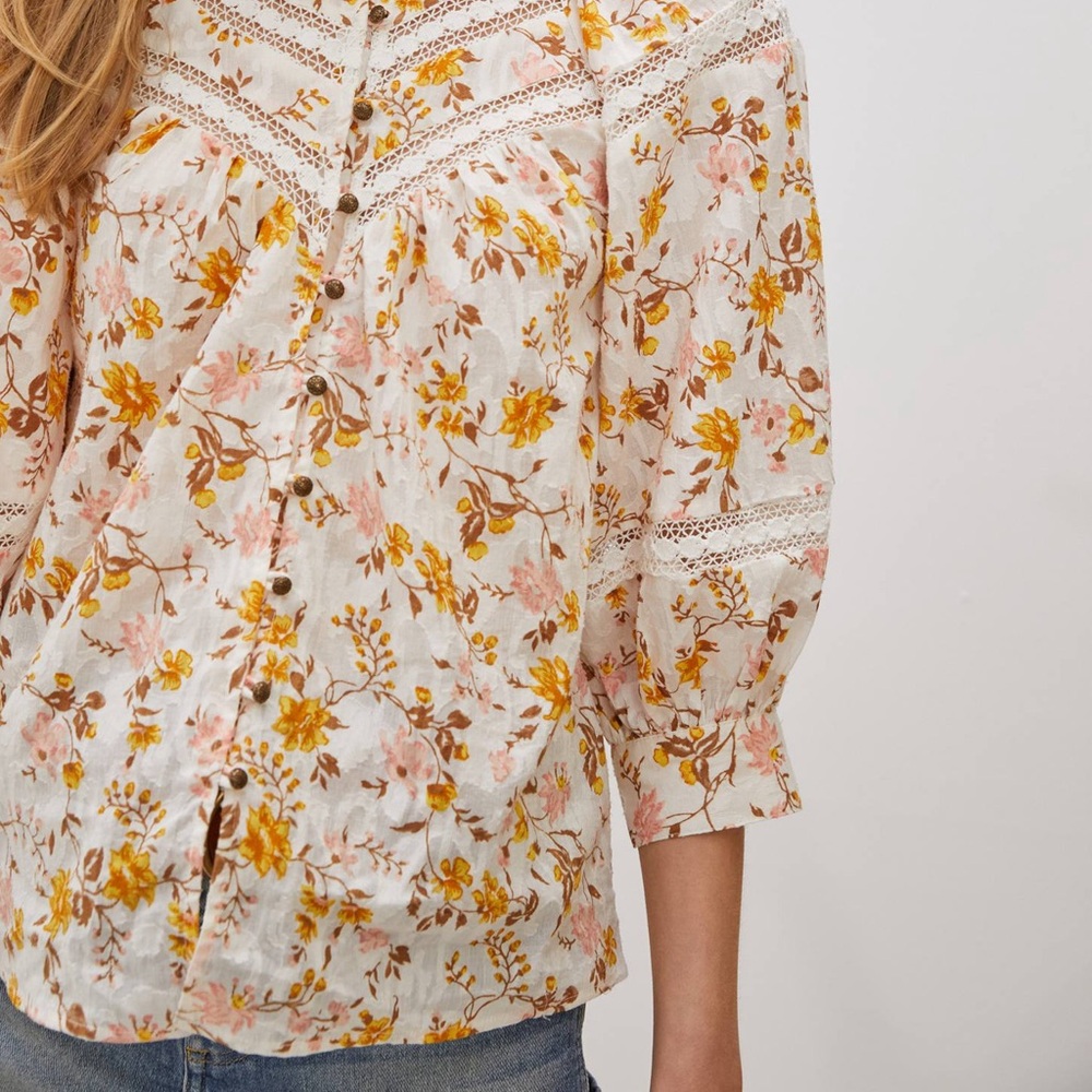 ANTHROPOLOGIE NWOT Harmony Lace Peasant Blouse in Neutral Motif - Picture 4 of 11